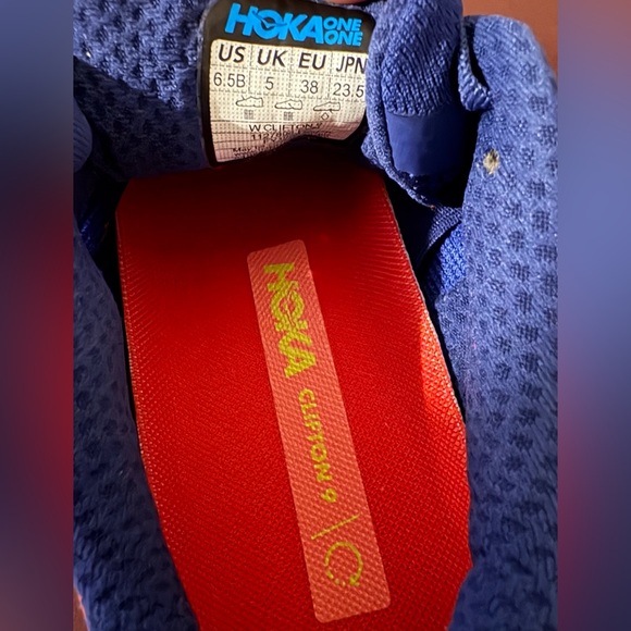 HOKA Clifton 9 Running Shoe - Picture 7 of 7